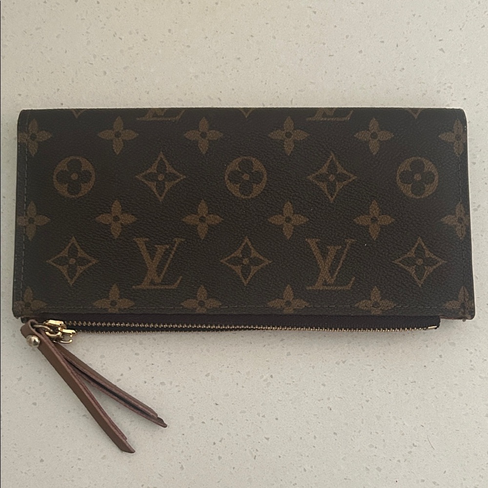 Louis Vuitton Brown and Tan Monogram Clutch